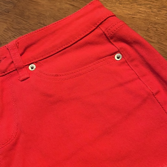 FRAYED 🐝🐝SHORTY SHORTS - Picture 6 of 13